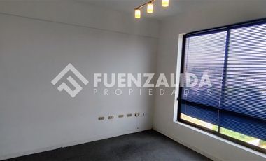 Oficina en Venta en Edificio Santa Maria, cerca Hospital la Serena