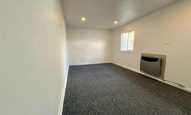 Casa en Arriendo en Entre Capitán Guillermo y Argentina, cerca de Unimarc de Zenteno