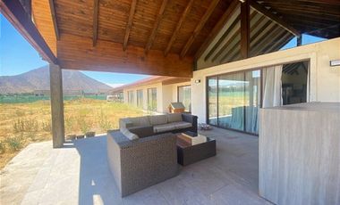 Casa en Arriendo en Camino Carampangue-Camino Lonquen Sur