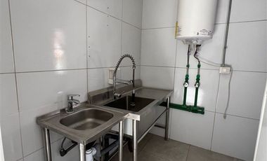 Local Comercial en Arriendo en Av. Tabancura / Kennedy