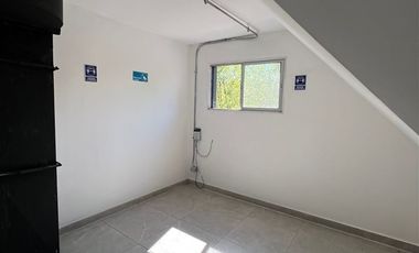 Local Comercial en Arriendo en Av. Tabancura / Kennedy