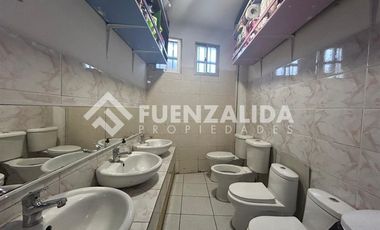 Local Comercial en Venta en Av Tte cruz con Av Laguna Sur