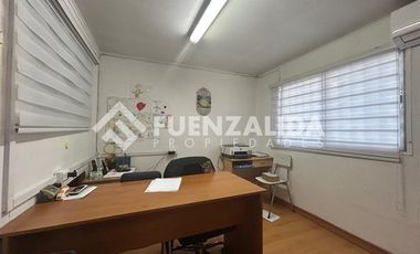 Local Comercial en Venta en Av Tte cruz con Av Laguna Sur