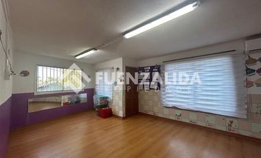 Local Comercial en Venta en Av Tte cruz con Av Laguna Sur