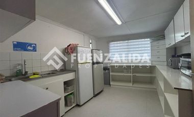 Local Comercial en Venta en Av Tte cruz con Av Laguna Sur