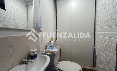Local Comercial en Venta en Av Tte cruz con Av Laguna Sur