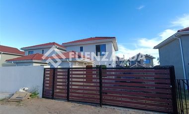 Casa en Arriendo en Pasaje Oviedo, San Bernardo