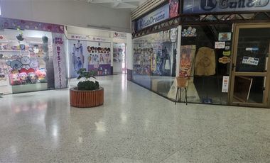 Local Comercial en Venta en Metro Los Leones