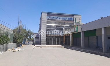 Local Comercial en Venta en Metro Elisa Correa/ Concha y Toro