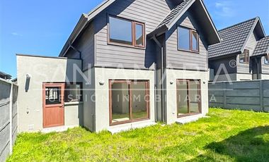 Casa en Arriendo en Parques de Carriel