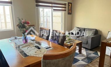 Casa en Venta en Camino del Arpa/ Víctor Troncoso Muñoz/ Cond. Prados de Buin II