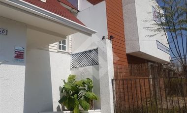 Local Comercial en Arriendo en Consistorial/Francisco Otta