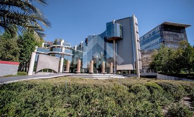 Oficina en Venta en Av Del Valle con Santa Clara