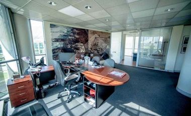 Oficina en Venta en Av Del Valle con Santa Clara