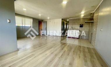 Casa en Venta en Avenida San Pablo & Santa Victoria