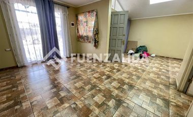 Casa en Venta en Avenida San Pablo & Santa Victoria