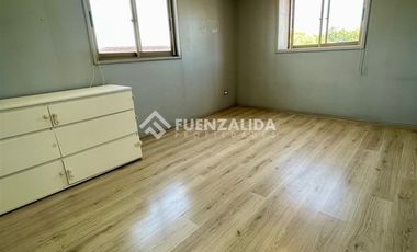 Casa en Venta en Avenida San Pablo & Santa Victoria