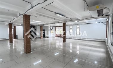 Oficina en Arriendo en El Bosque/ Carmen Silva