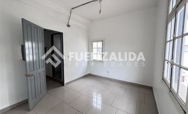 Oficina en Arriendo en El Bosque/ Carmen Silva