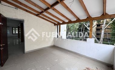 Oficina en Arriendo en El Bosque/ Carmen Silva