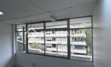 Oficina en Arriendo en El Bosque/ Carmen Silva