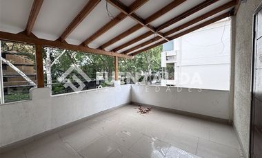 Oficina en Arriendo en El Bosque/ Carmen Silva