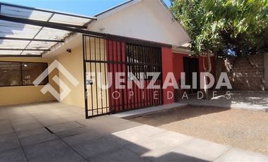 Casa en Venta en Ochagavia 01236