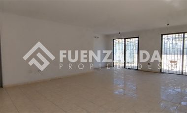 Casa en Venta en Ochagavia 01236