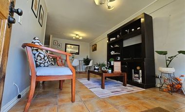 Casa en Venta en Ongolmo 622