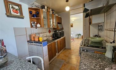 Casa en Venta en Ongolmo 622