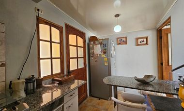 Casa en Venta en Ongolmo 622