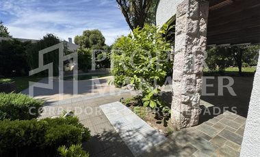 Casa en Venta en Casa 500 m² en Terreno 1.377 m² con Piscina y Quincho – Quilamapu, Chillán