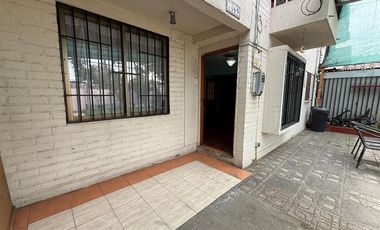 Casa en Venta en Avenida Pajaritos - Ramon Freire