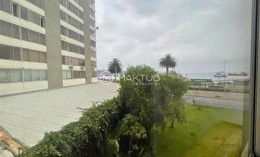Oficina en Venta en Calle Blanco a pasos de Plaza Victoria y Avenida Errázuriz