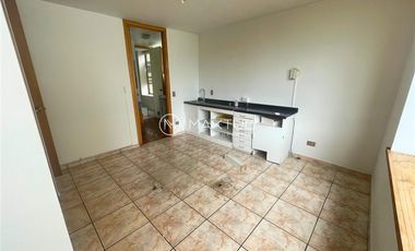 Oficina en Venta en Calle Blanco a pasos de Plaza Victoria y Avenida Errázuriz