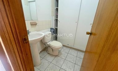 Oficina en Venta en Calle Blanco a pasos de Plaza Victoria y Avenida Errázuriz