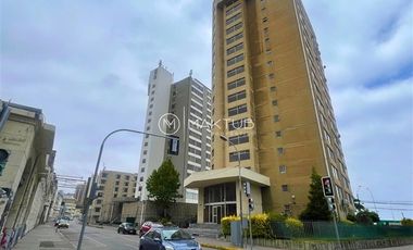 Oficina en Venta en Calle Blanco a pasos de Plaza Victoria y Avenida Errázuriz