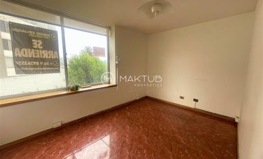 Oficina en Venta en Calle Blanco a pasos de Plaza Victoria y Avenida Errázuriz