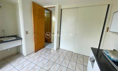 Oficina en Venta en Calle Blanco a pasos de Plaza Victoria y Avenida Errázuriz