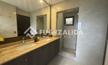 Casa en Venta en Santo Domingo tradicional vista al mar