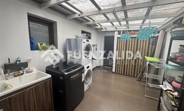 Casa en Venta en Santo Domingo tradicional vista al mar