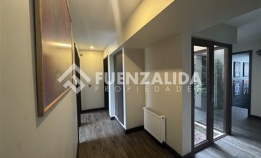 Casa en Venta en Santo Domingo tradicional vista al mar