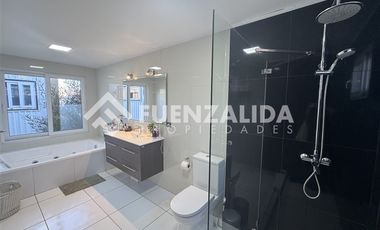 Casa en Venta en Huasos II