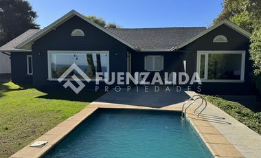 Casa en Venta en Las Violetas