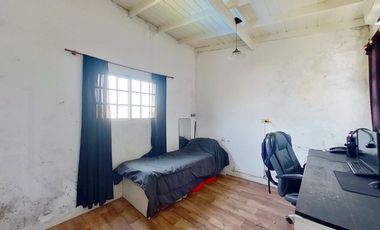 CASA 4 AMBIENTES CON GARAGE PATIO Y PARRILLA