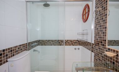 VENTA CASA 3 AMB. C/ 2 COCHERAS EN MARTIN CORONADO