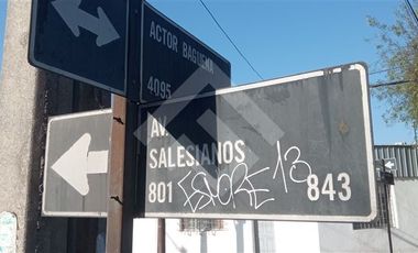 Sitio en Venta en Esquina Actor Baguena/ Salesianos