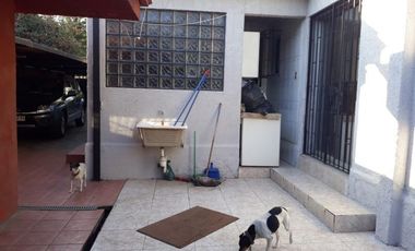 Casa en Venta en 4 Centenario /Madre Mazarello