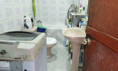 Casa en Venta en AV EL GUANACO / AV EINSTEIN