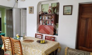 Casa en Venta en AV EL GUANACO / AV EINSTEIN